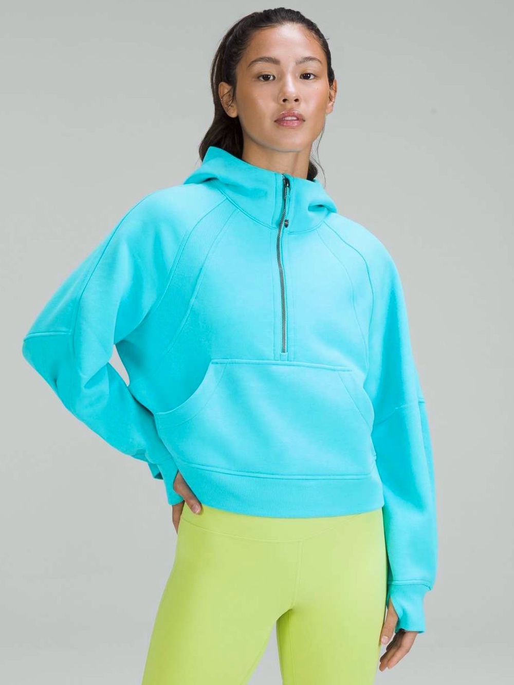 NWT Lululemon Scuba Oversized Half-Zip Hoodie
Electric Turquoise Medium Large